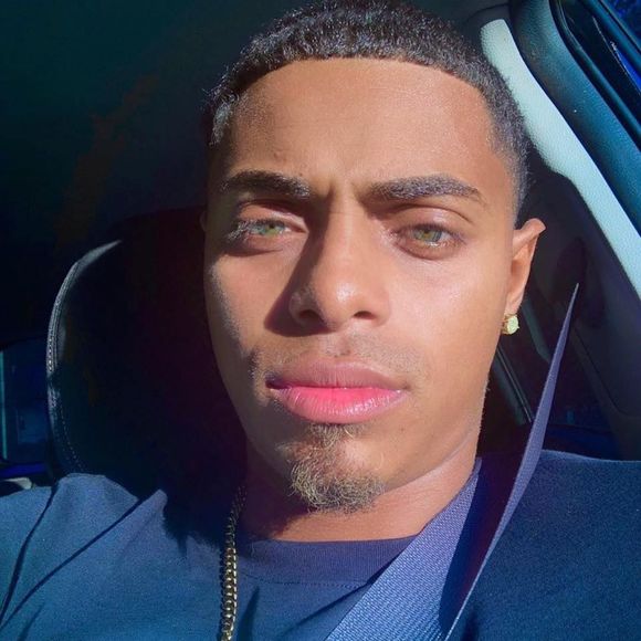 Meet your Posher, Raphael - Picture 1 of 1